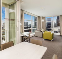 Clarion Suites Gateway - Go Out