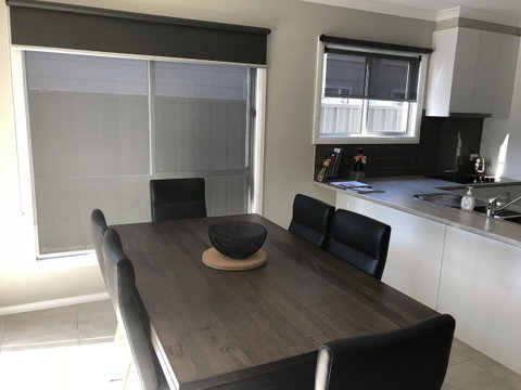 Luxury Abalina Cottages - Pubs and Clubs 21