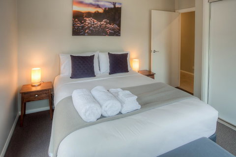 Luxury Abalina Cottages - Pubs and Clubs 9