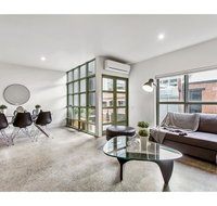 Sophisticated modern 3 bed home in foodie paradise - Go Out