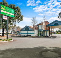 Quality Inn  Suites Traralgon - Pubs and Clubs