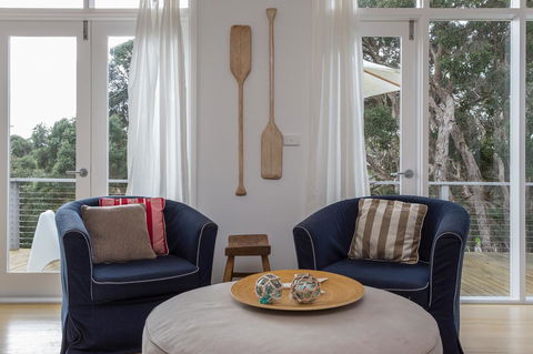 Sunset On Scott - Relax In Tranquility & Style - Pubs and Clubs 10