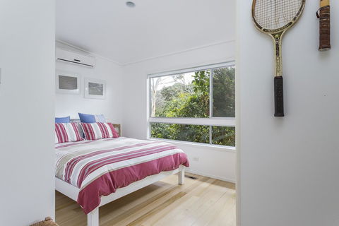 Sunset On Scott - Relax In Tranquility & Style - Pubs and Clubs 12