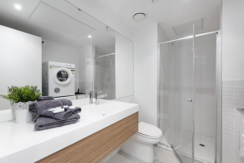 Viste Della Fortuna - Rejuvenate Stays - Pubs and Clubs 6