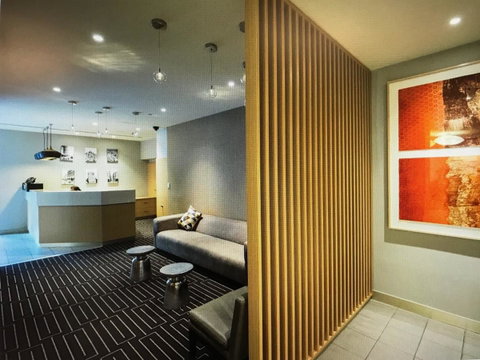 225 Melbourne Tower - Go Out 26