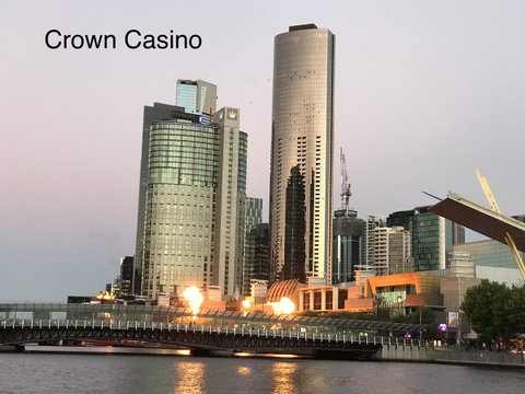 225 Melbourne Tower - Go Out 10