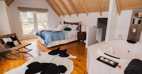 Abbys Cottages Bright - Pubs and Clubs 19