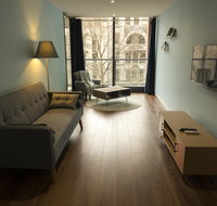 Stunning Home in Melbourne CBD - Go Out
