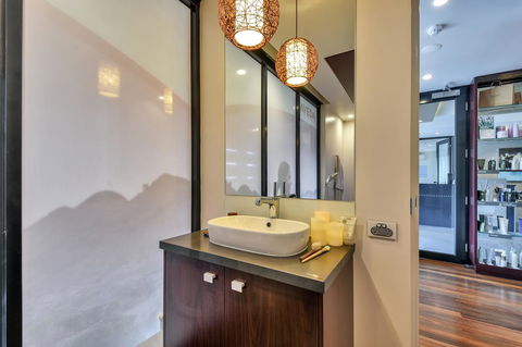 Vue Apartments Geelong - Pubs and Clubs 36