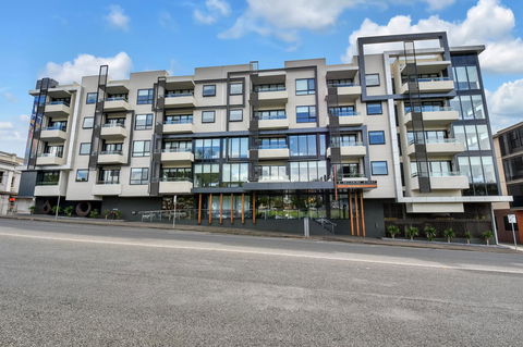 Vue Apartments Geelong - Pubs and Clubs 26