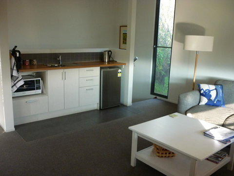 Saje\'s House & Pod - Go Out 15