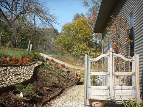 Saje\'s House & Pod - Go Out 11