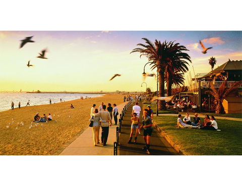 Ultimate Luxury Penthouse From The Block - Pubs and Clubs 27