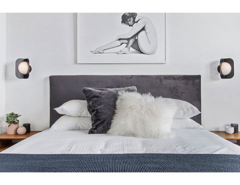 Ultimate Luxury Penthouse From The Block - Pubs and Clubs 8