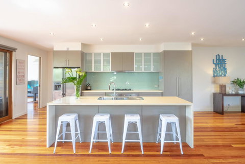 Blairgowrie Moonah Beach House: Walk To Beach - Pubs and Clubs 0