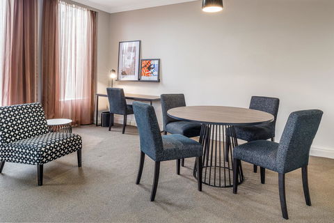 Mantra On Little Bourke - Pubs and Clubs 23