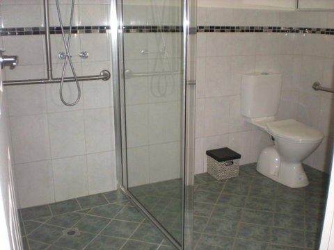 Willow Dene Holiday Apartments - Pubs and Clubs 21