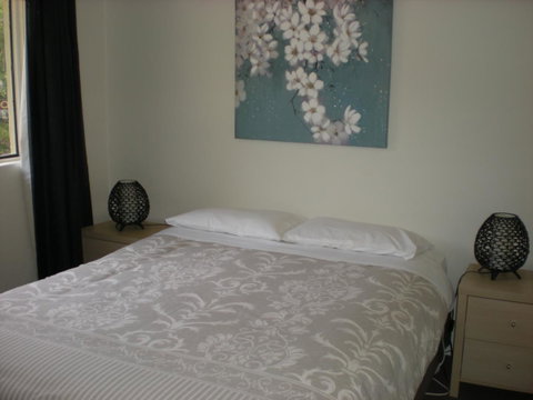 Willow Dene Holiday Apartments - Pubs and Clubs 15