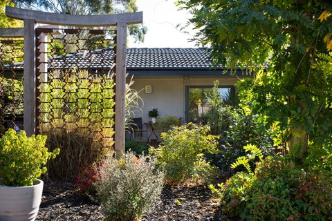 East Street Daylesford - Go Out 14