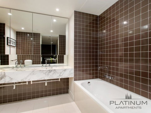 Platinum Luxury Stays At Freshwater Place - Go Out 0