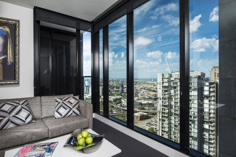 Apartments @ 133 City - Go Out 21