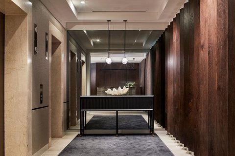 Quay West Suites Melbourne - Go Out 7