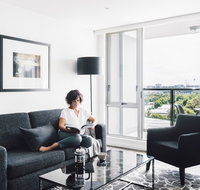 Quay West Suites Melbourne - Go Out