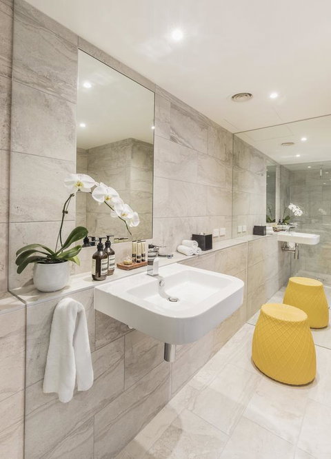 Quay West Suites Melbourne - Go Out 4