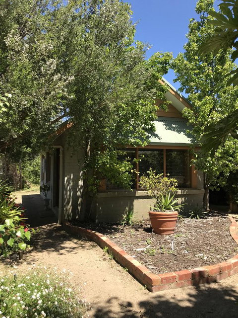 The Fingal Farm - Pubs and Clubs 25