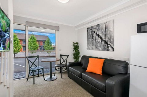 Apartments 521 - Pubs and Clubs 14