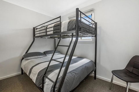 Apartments 521 - Pubs and Clubs 17