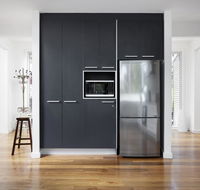 The Bird House - Pubs and Clubs