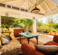 The Blue Beach House - Pubs and Clubs
