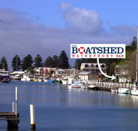 the boatshed waterfront bb - Pubs and Clubs