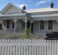 The Botanic Apartments Williamstown - Pubs and Clubs