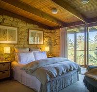 The Burrow at Wombat Bend - Pubs and Clubs