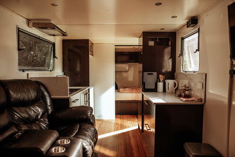 The Grampians Caravan - Pubs and Clubs 0
