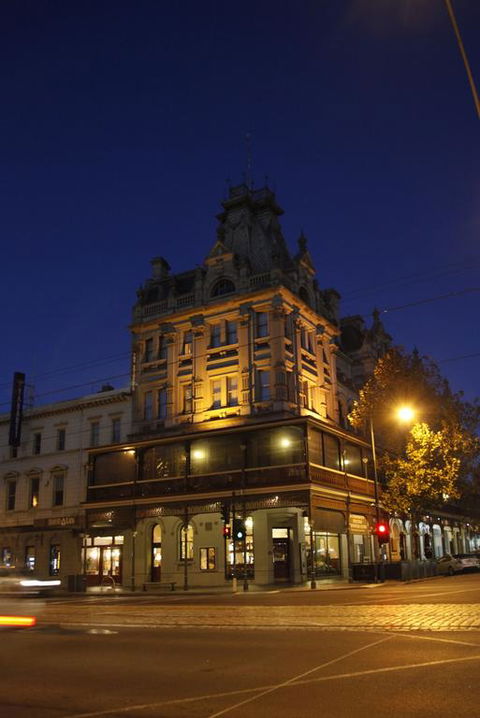 The Hotel Shamrock - Pubs and Clubs 3