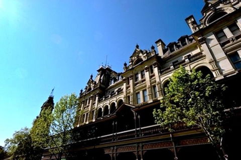 The Hotel Shamrock - Pubs and Clubs 2