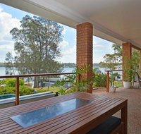 The House on the Lake  Fishing Point Lake Macquarie - honestly put the line in and catch fish - Pubs and Clubs