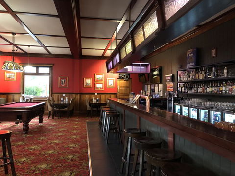The Kermandie Hotel - Pubs and Clubs 3