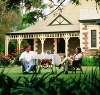 The Lodge Country House - Pubs and Clubs