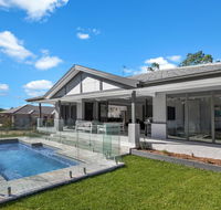 The Residence - Pubs and Clubs