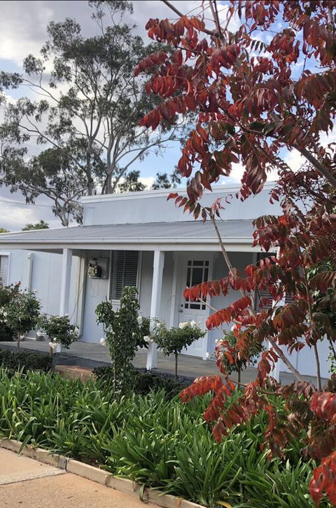 The Rested Guest 3 Bedroom Cottage West Wyalong - Go Out 3