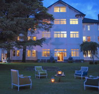 The Robertson Hotel - Pubs and Clubs