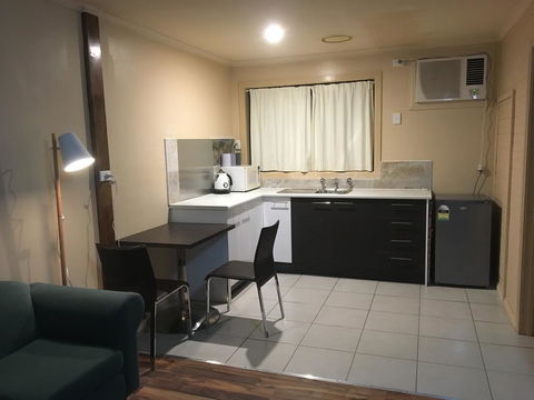 The Rocks Apartments - Pubs and Clubs 0