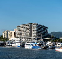 The Sebel Cairns Harbour Lights - Pubs and Clubs