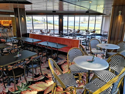 The Sebel Harbourside Kiama - Pubs and Clubs 1