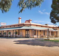 The Standpipe Golf Motor Inn - Pubs and Clubs
