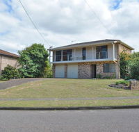 The Verandah' 9 Hanson Avenue - fantastic child friendly home - Go Out